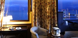 Premium bedding, minibar, in-room safe, desk