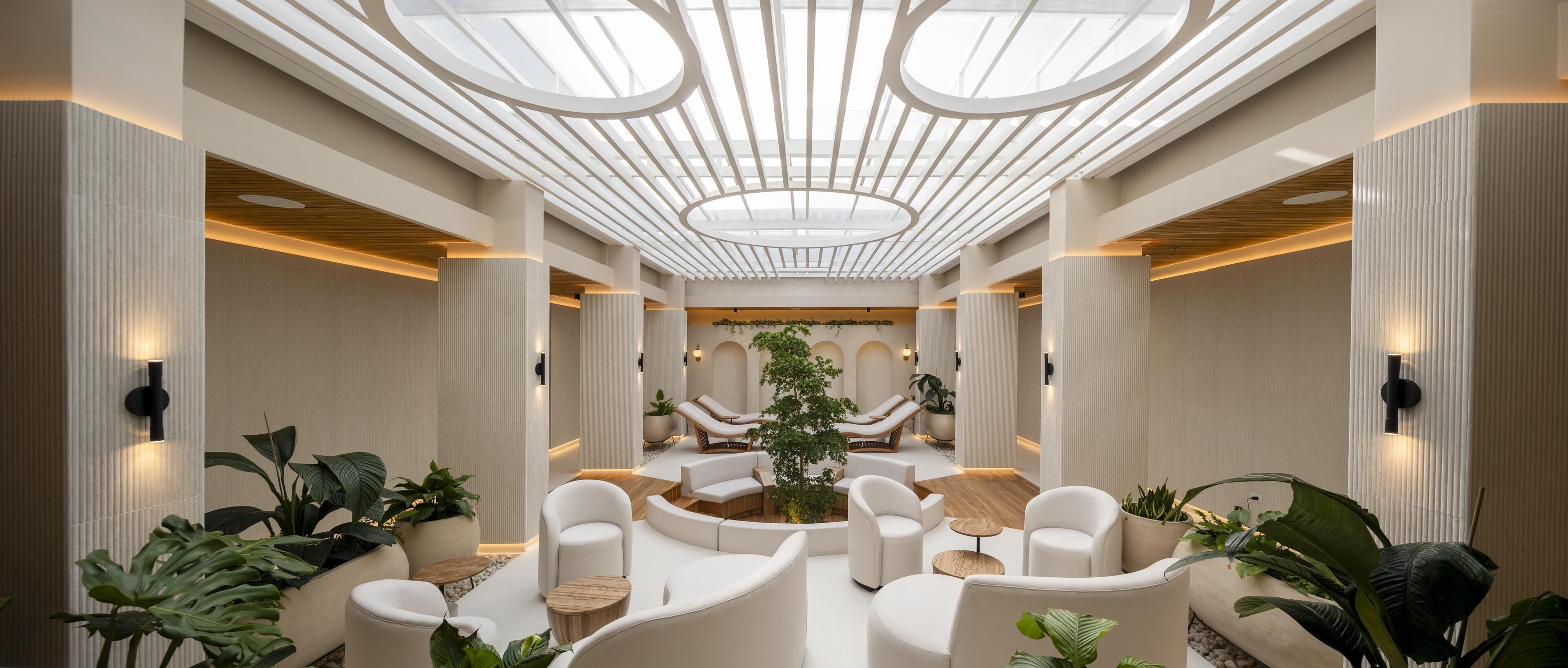 Couples treatment room(s), sauna, steam room, body treatments