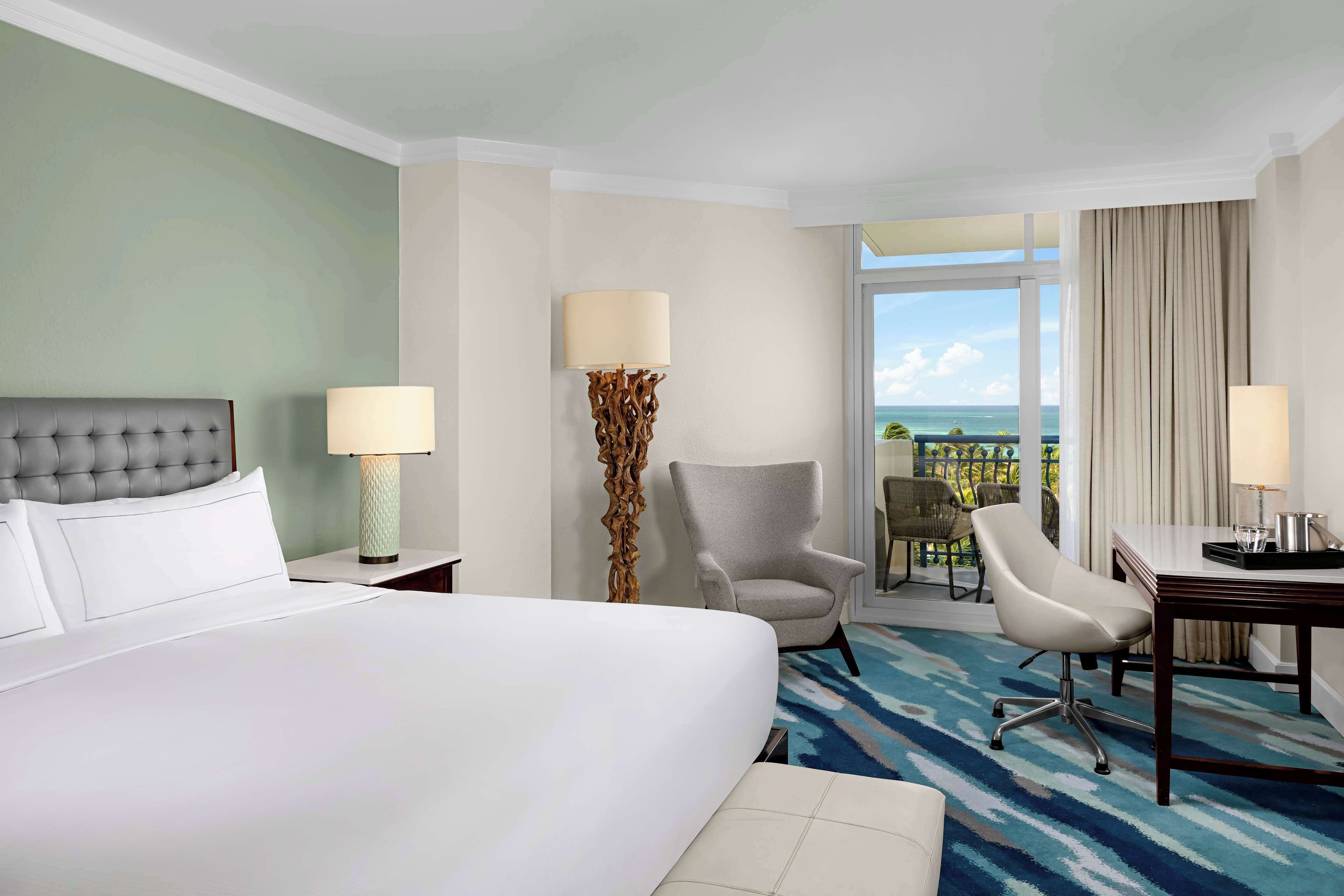 Room, 1 King Bed, Ocean View (Aruba Tower) | Premium bedding, in-room safe, blackout drapes, iron/ironing board