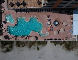 Tina de hidromasaje al aire libre