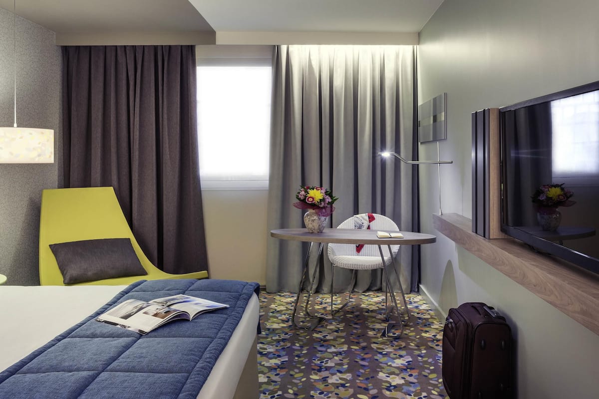 Superior Room, 1 Double Bed | In-room safe, desk, blackout drapes, soundproofing