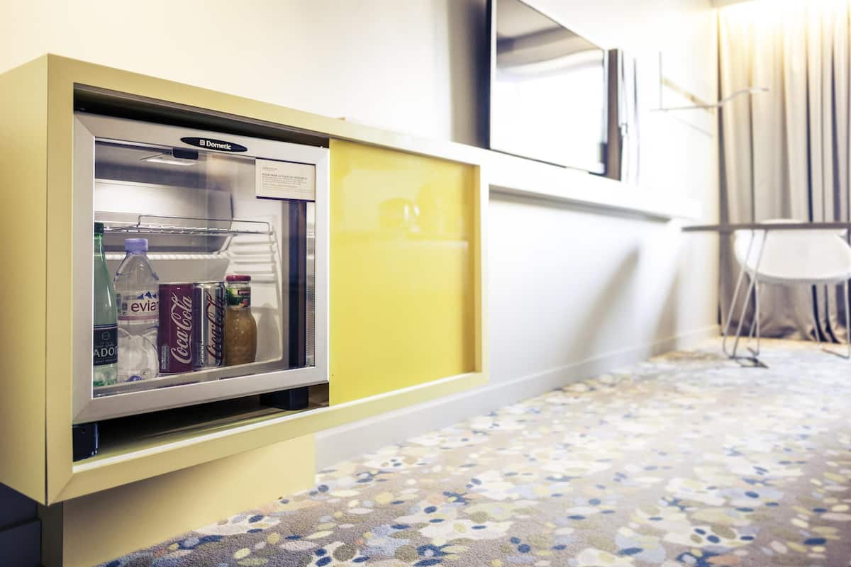 Superior Room, 1 Double Bed | In-room safe, desk, blackout drapes, soundproofing