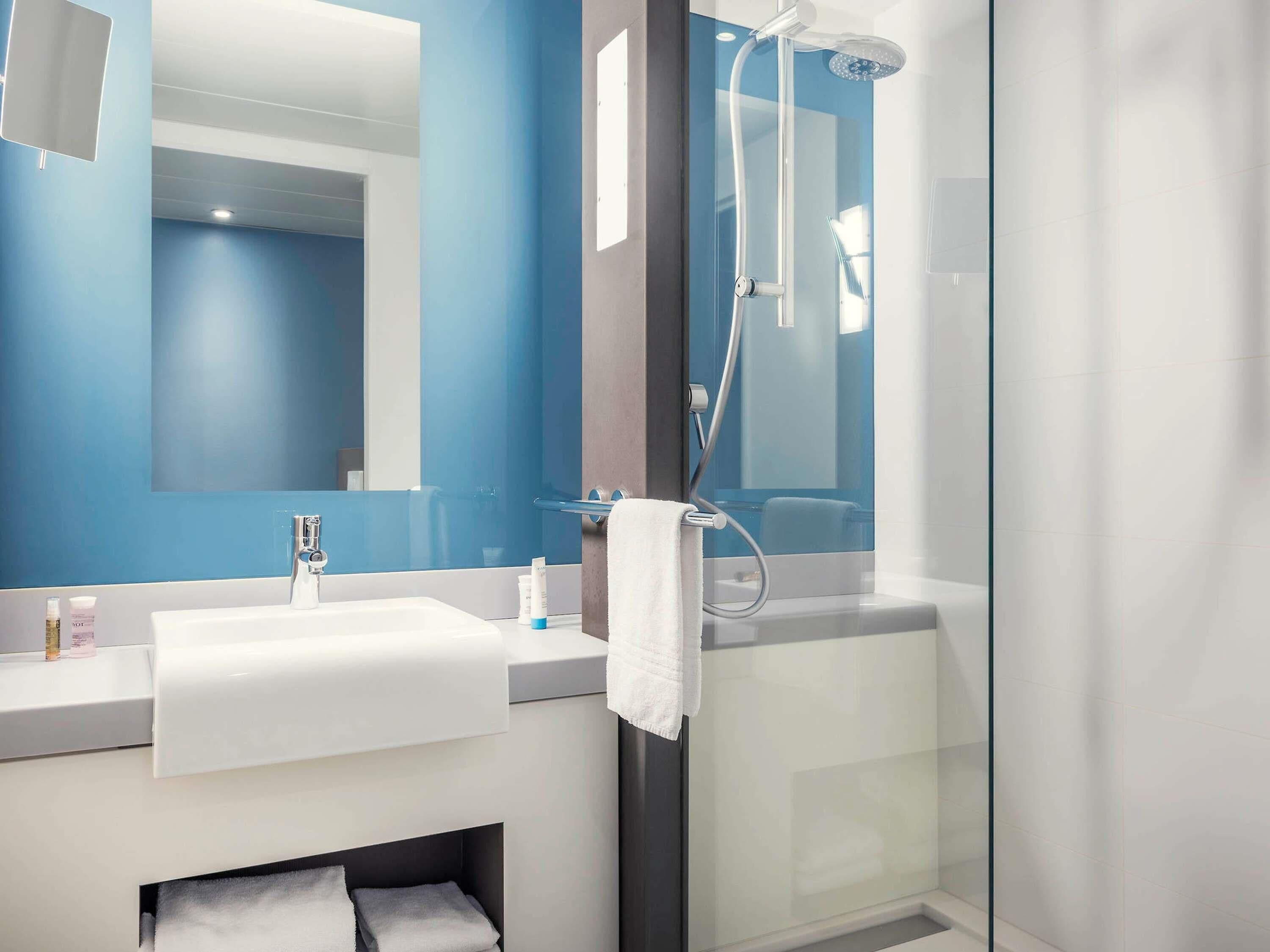 In-room safe, desk, blackout drapes, soundproofing