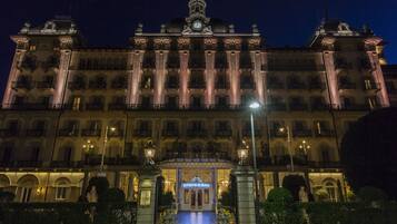 Front of property - evening/night