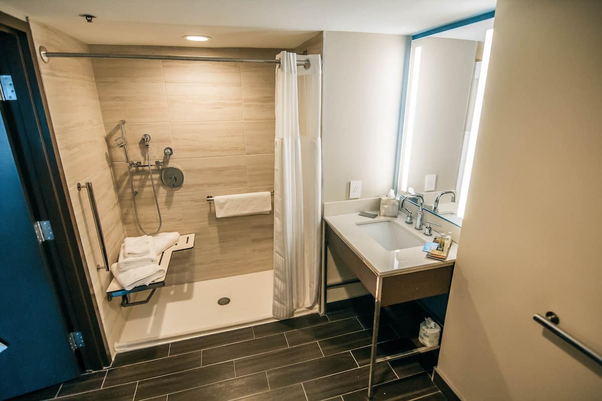 Shower, free toiletries, hair dryer, towels