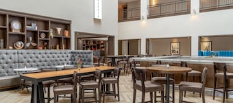 DoubleTree by Hilton Lubbock University Area