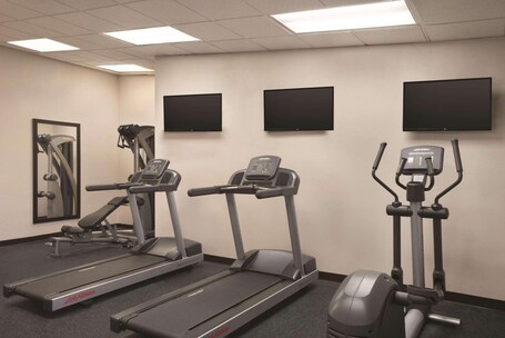 Country Inn Suites by Radisson Indianapolis East - Image 16