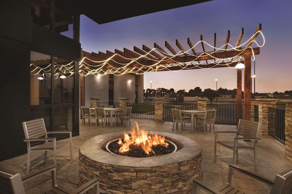 Country Inn & Suites by Radisson Indianapolis East