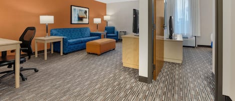 Desk, laptop workspace, blackout curtains, free cots/infant beds