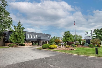 Somerset Lofts, Ascend Hotel Collection