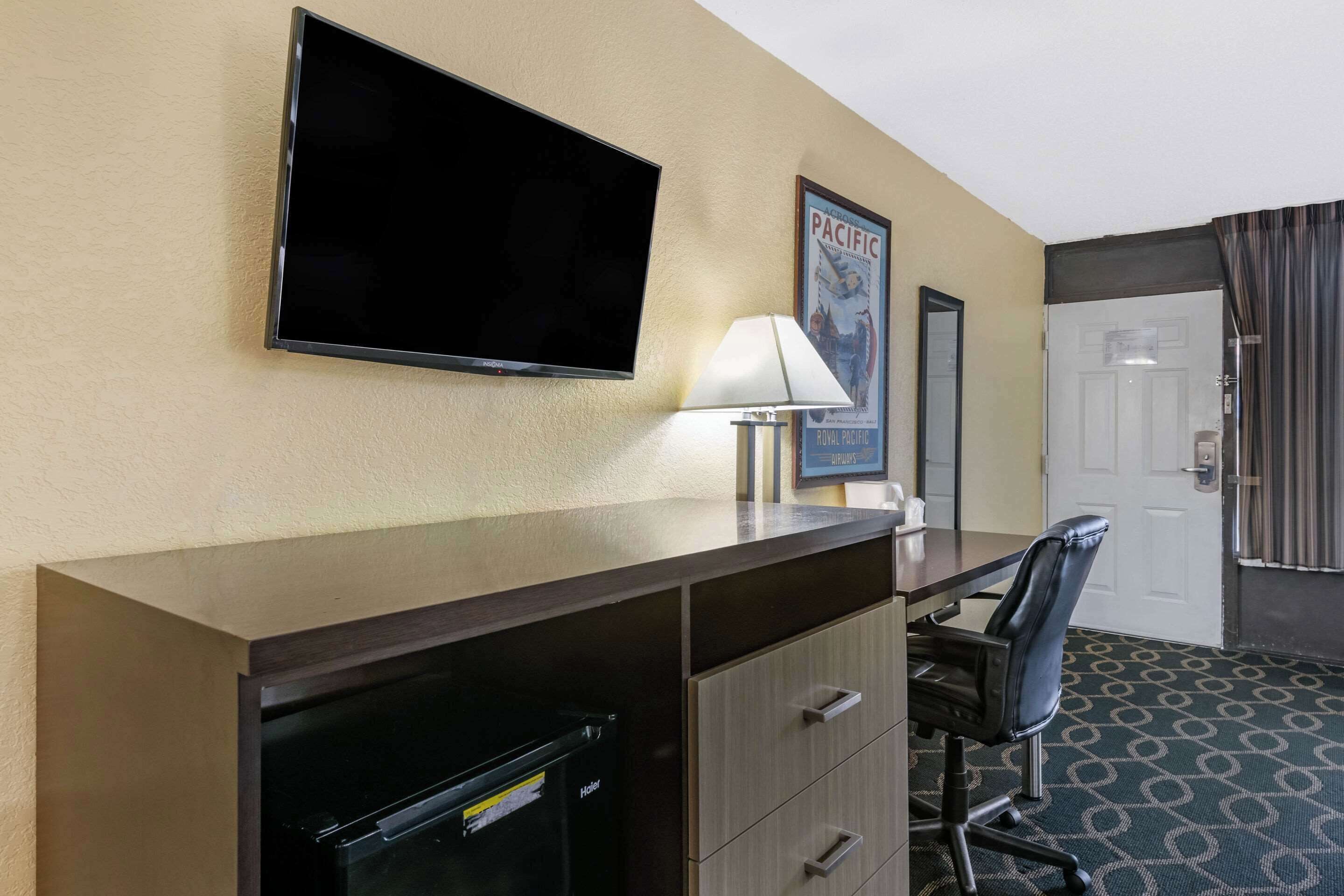 Photo - Clarion Inn Orlando International Drive - ICON Park