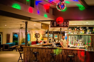 Bar (en el alojamiento)