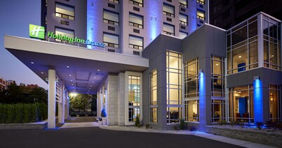 Holiday Inn Express Windsor Waterfront by IHG