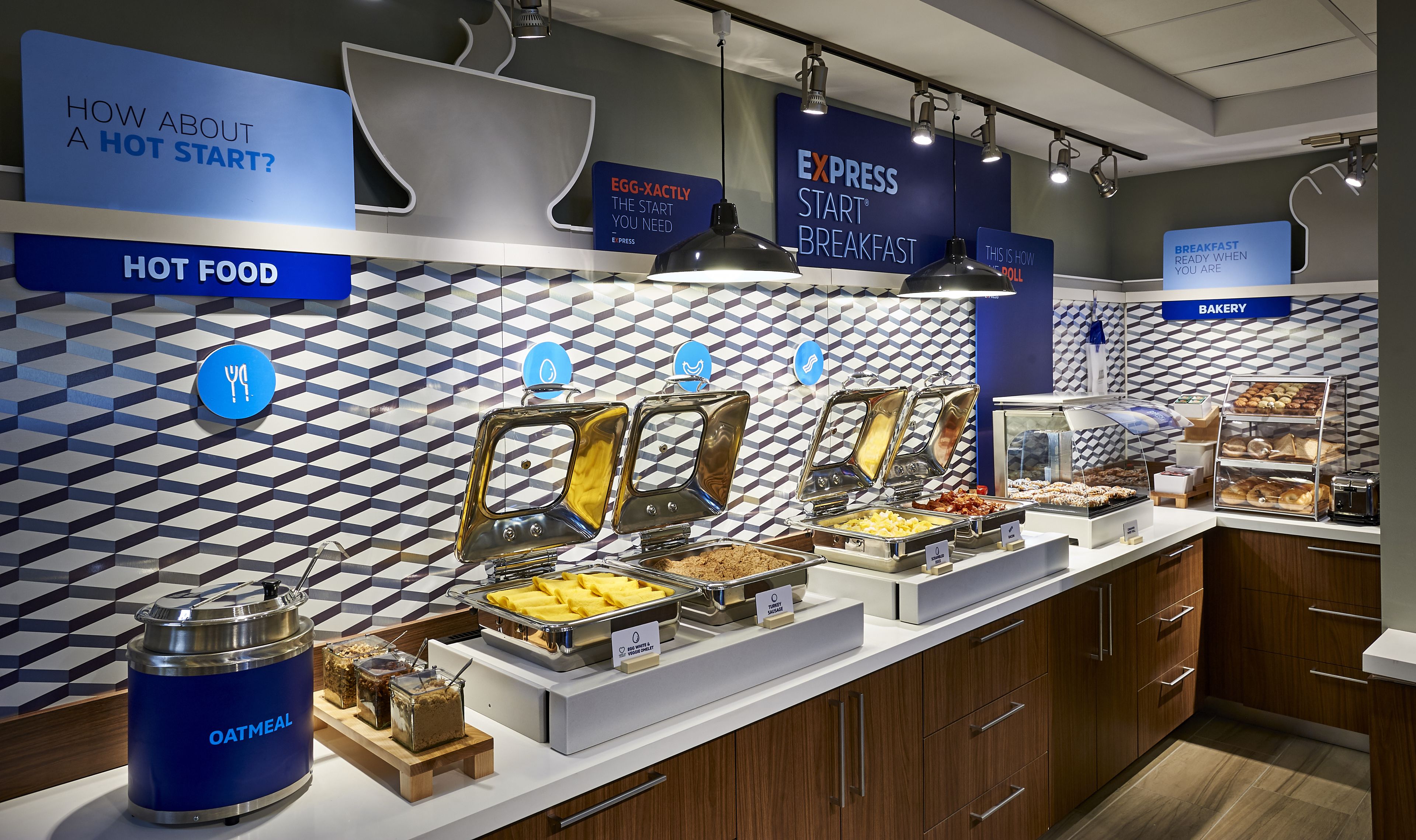 Free daily buffet breakfast 