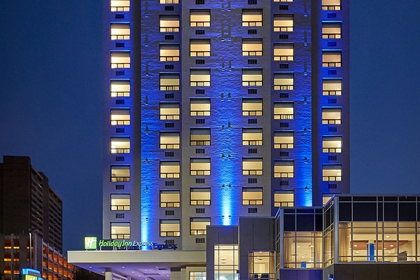 Front of property - evening/night