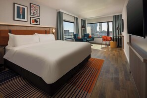1 Schlafzimmer, hochwertige Bettwaren, Zimmersafe, Schreibtisch