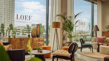 3 Restaurants, Frühstück, Mittagessen, lokale und internationale Küche