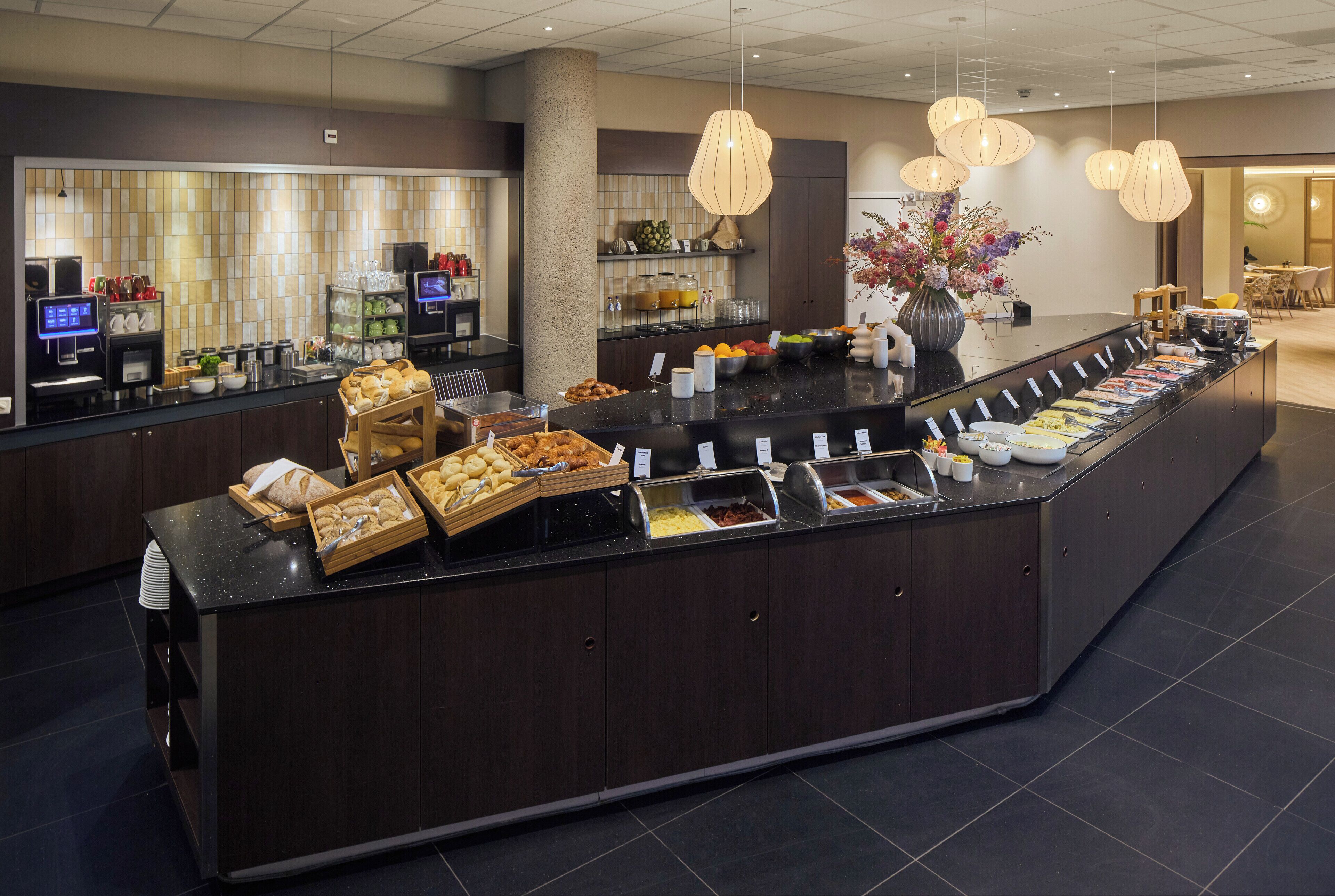 daily buffet breakfast (eur 25 per person)