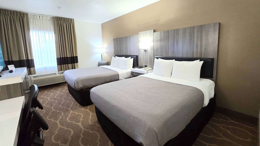 Quality Inn & Suites Longview Kelso