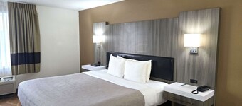 Quality Inn & Suites Longview Kelso