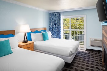 Standard Double Room, 2 Queen Beds, Garden View | Premium bedding, down comforters, blackout drapes, iron/ironing board at Beach Retreat & Lodge at Tahoe