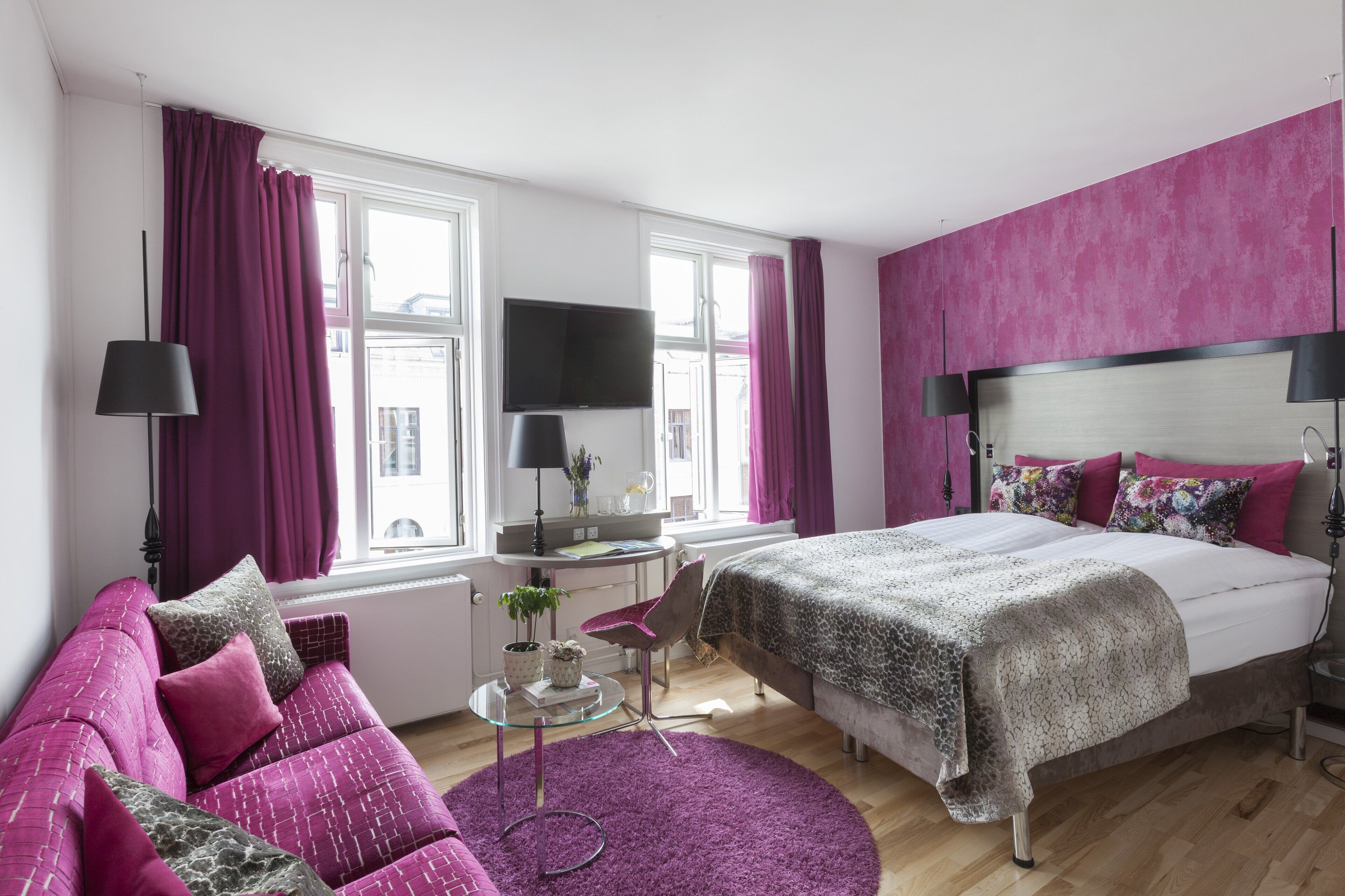 desk, soundproofing, wifi