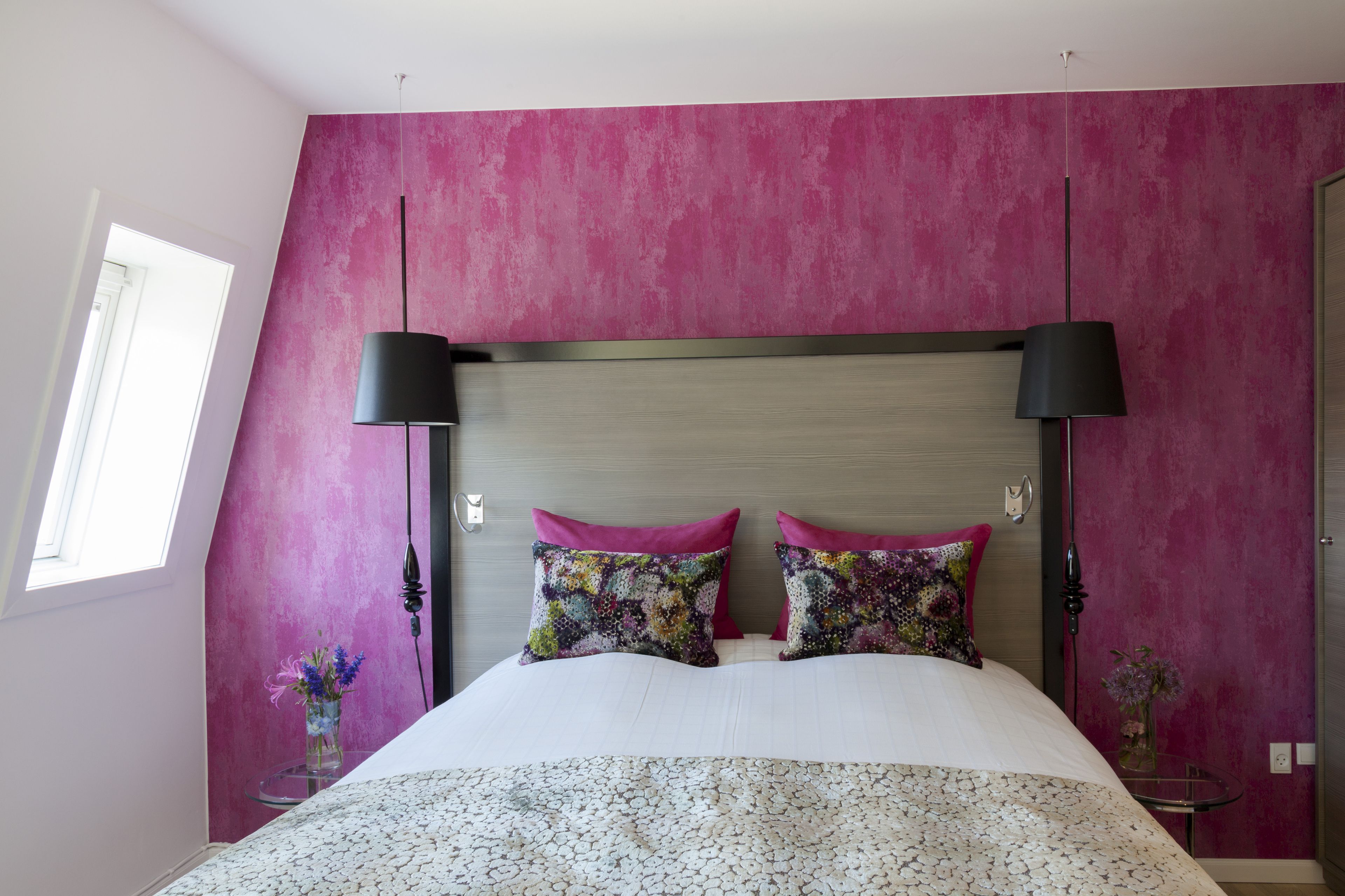 desk, soundproofing, wifi