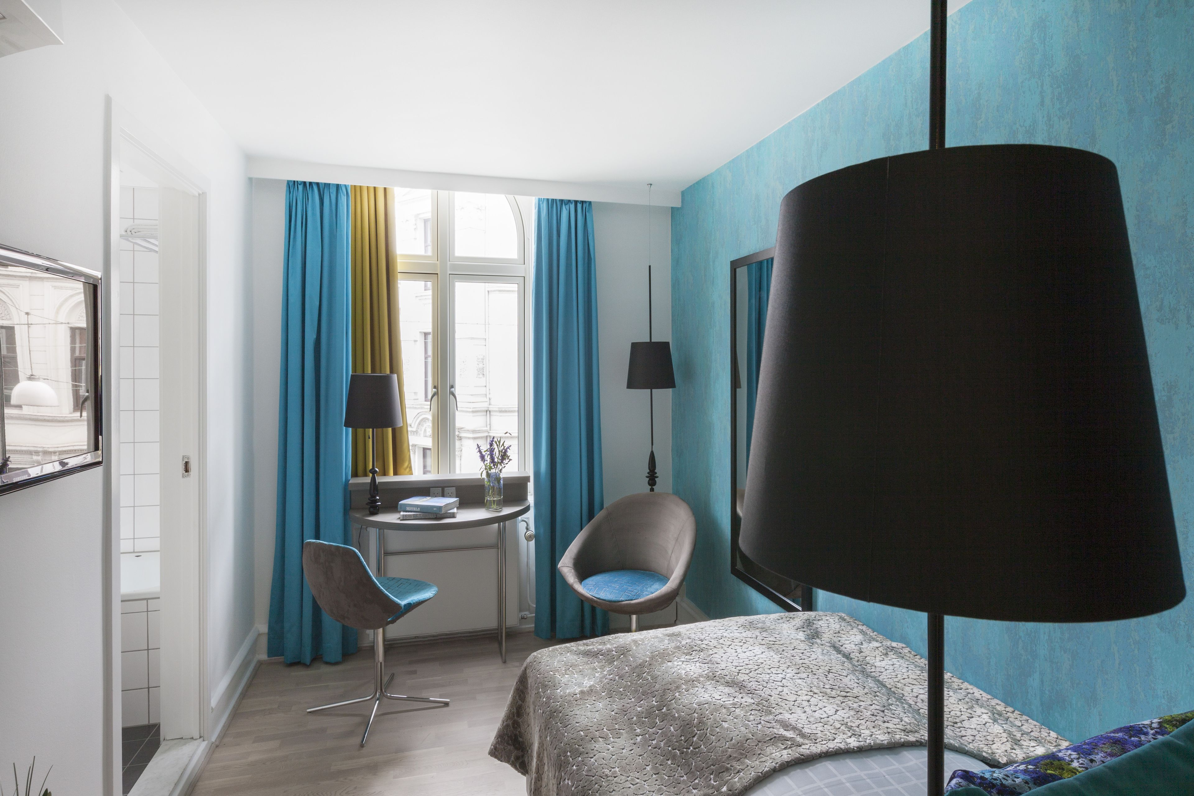 desk, soundproofing, wifi