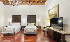 Habitación Superior 2 Camas | Premium bedding, in-room safe, desk, iron/ironing board