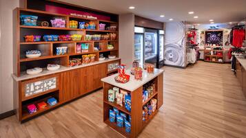 Snack bar