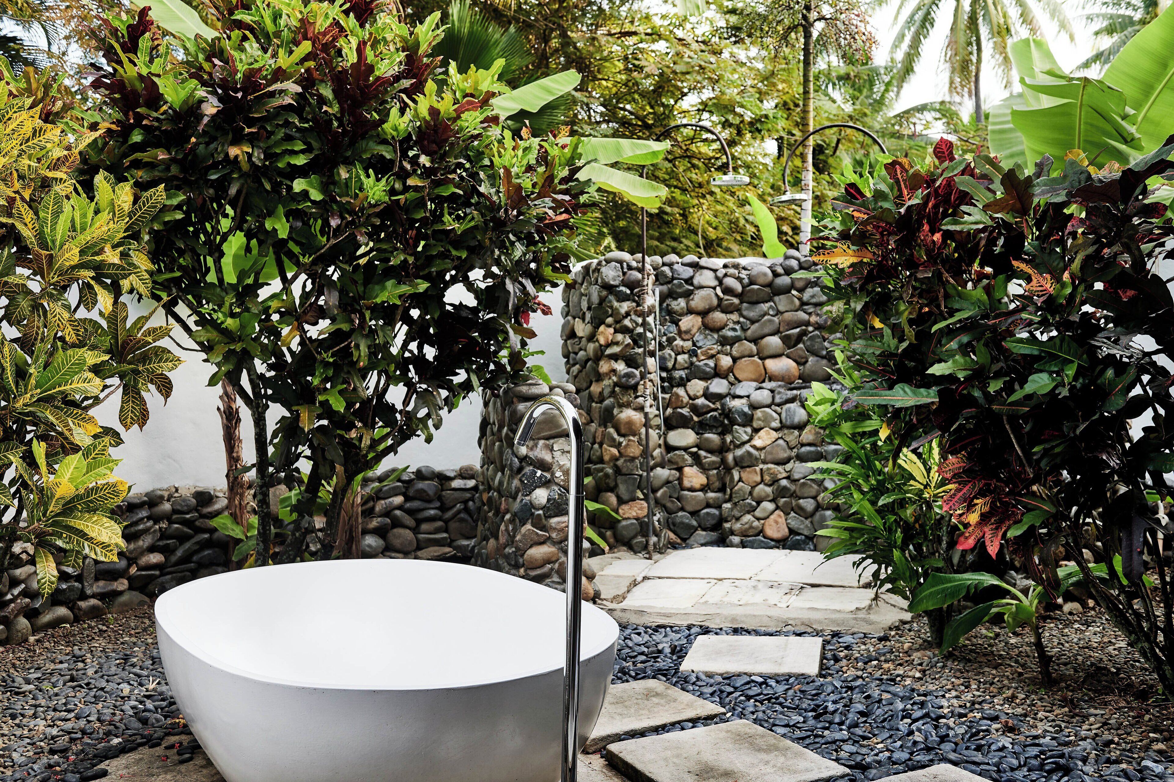 couples treatment room(s), body treatments, hydrotherapy, aromatherapy