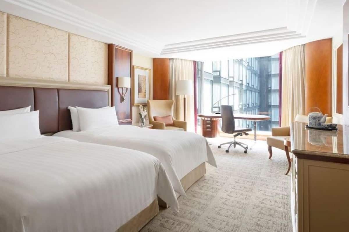In-room safe, desk, blackout drapes, soundproofing