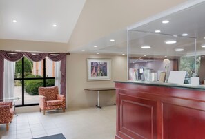 Lobby - All Seasons Inn & Suites Smithfield Providence (Smithfield)