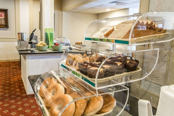 Free buffet breakfast