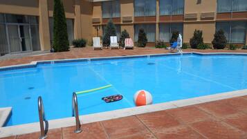 Seasonal outdoor pool