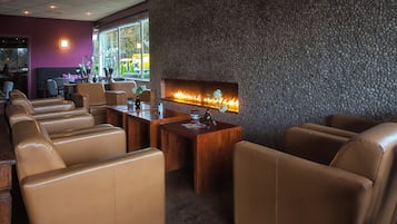 酒吧(店内)
