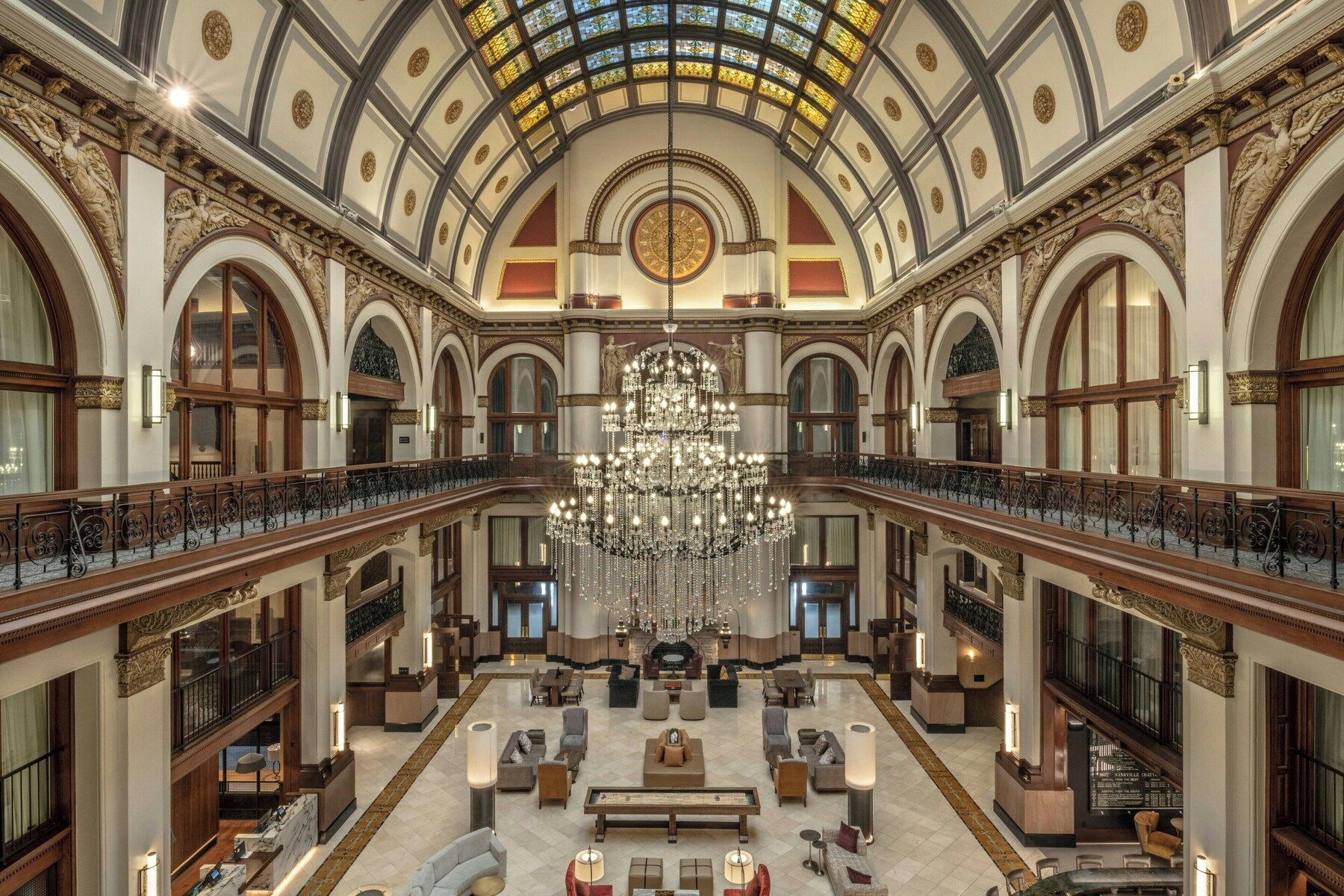 Lobby lounge