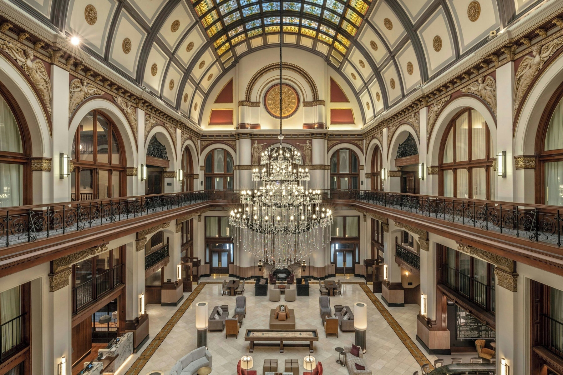 Lobby lounge