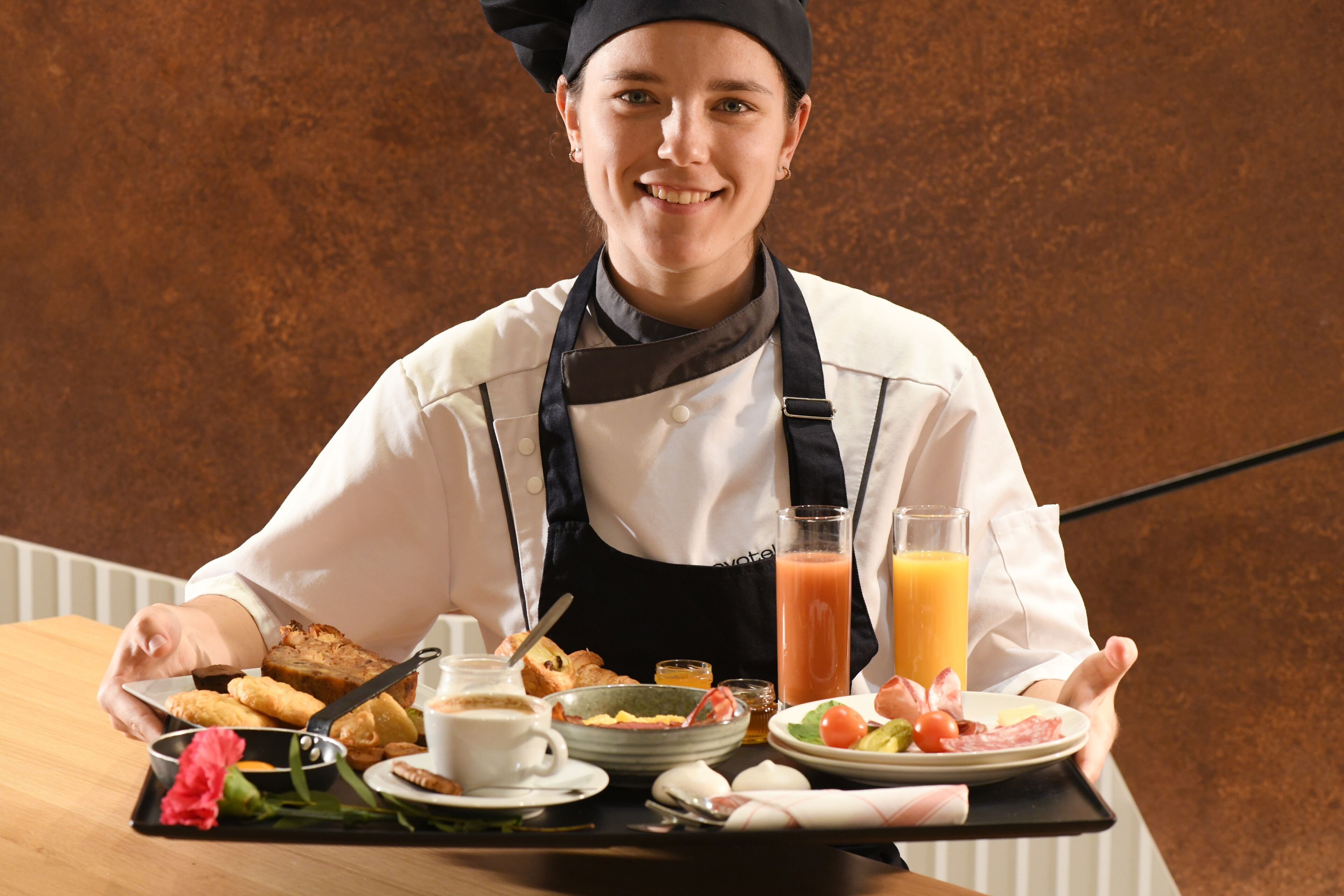 daily buffet breakfast (eur 20 per person)