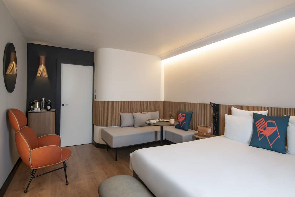 superior room, 1 double bed (1 double bed) | premium bedding, in-room safe, individually decorated