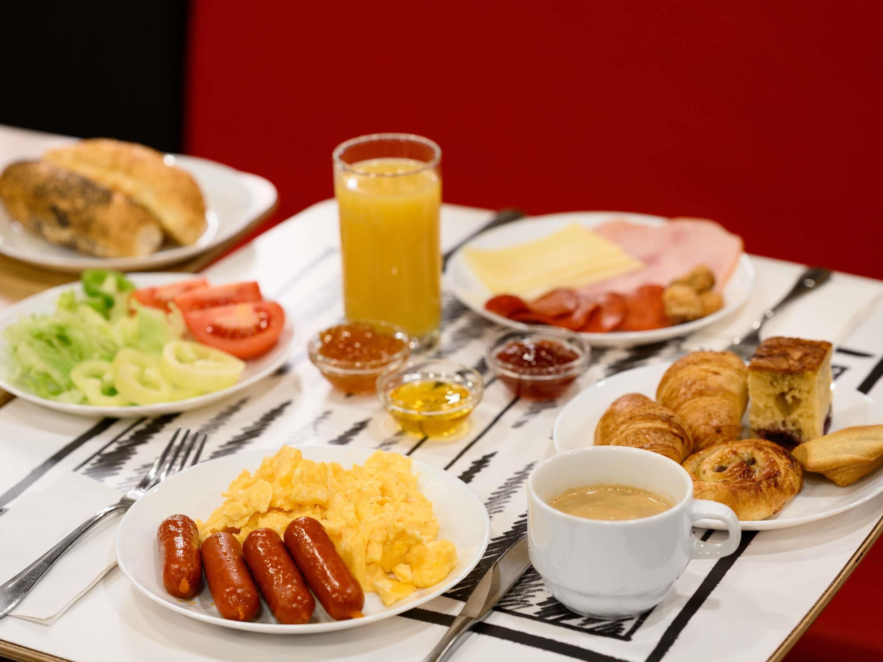 daily buffet breakfast (eur 11 per person)