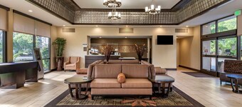 Best Western Plus Garden Court Inn
