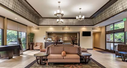 Best Western Plus Garden Court Inn