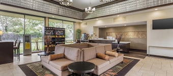 Best Western Plus Garden Court Inn