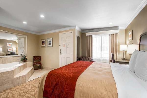 Superior Room, 1 King Bed with 2-person In Room Whirlpool, Non Smoking | Pillowtop beds, desk, laptop workspace, blackout drapes