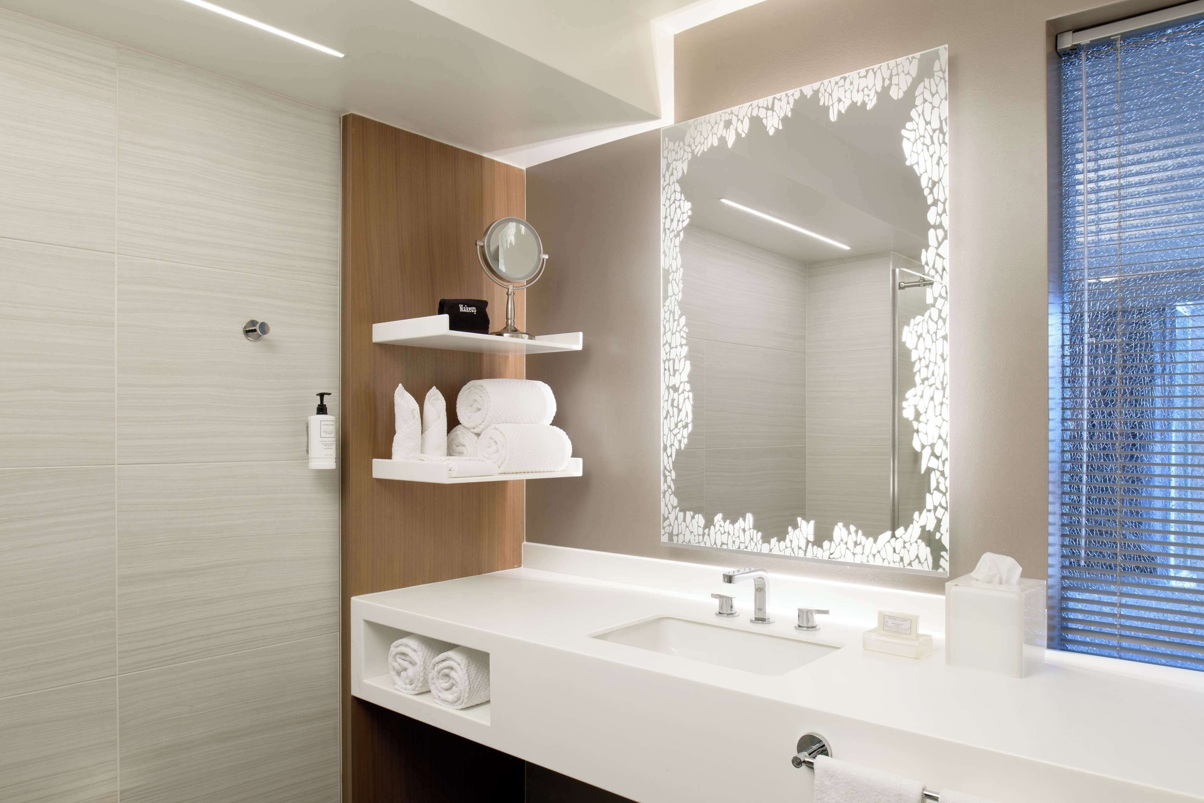 designer toiletries, towels