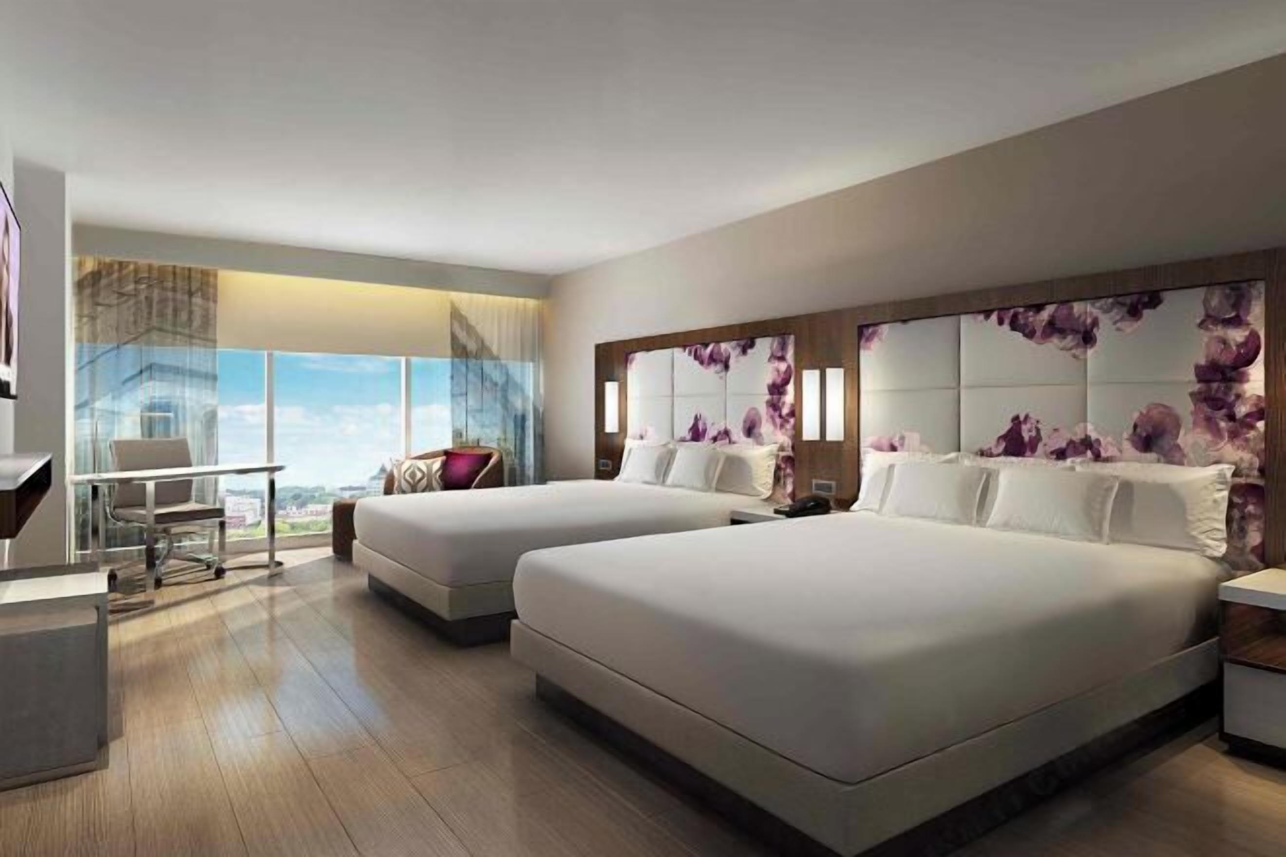 Literie de qualité supérieure, coffres-forts dans les chambres, bureau