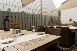 Sundeck
