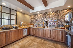 Free daily continental breakfast