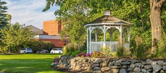 DoubleTree by Hilton Boston - Andover